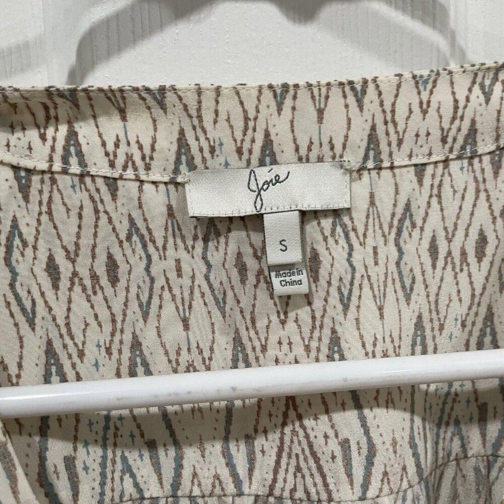 Joie Addie B 100% Silk‎ Top Womens Sz S Gray Caviar Print Peasant Sleeve - Picture 2 of 6